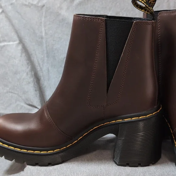 Women Size 10 Dr Martens Spence Pull Up Leather Flared Heel Chelsea Brown Boots
